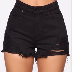 Fashion Nova Distressed black denim shorts